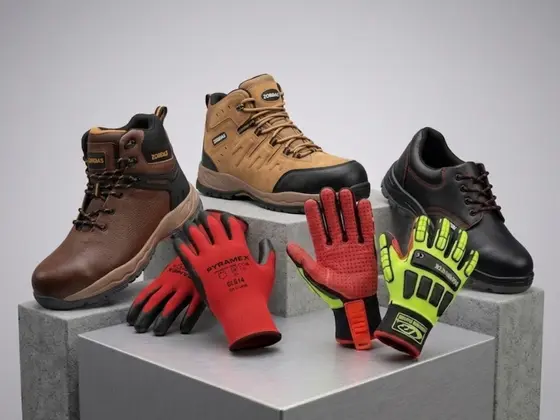ISO 20345:2022 certified rigger safety shoes Kuwait